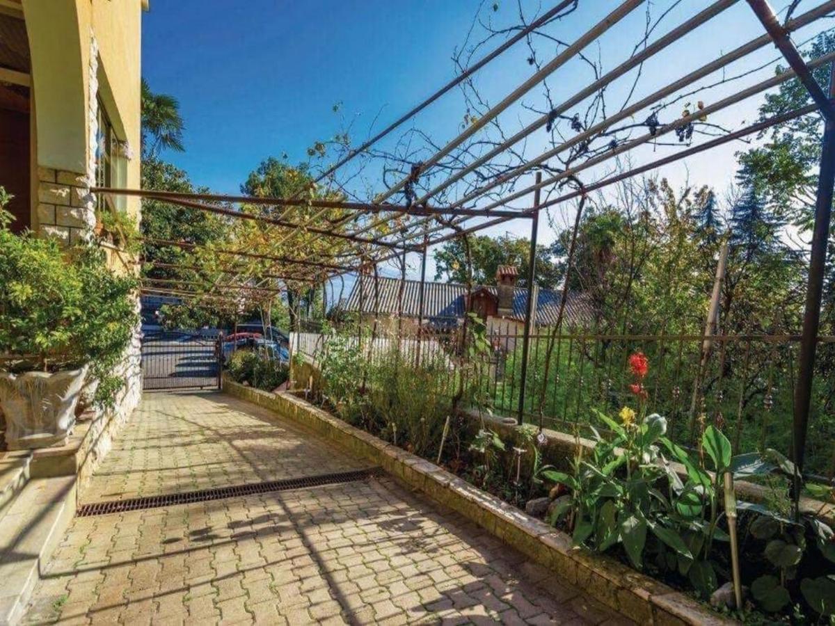 Apartment Kumicic - 3 Bedrooms Ičići 외부 사진